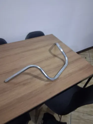 Guidon alto para moto custom