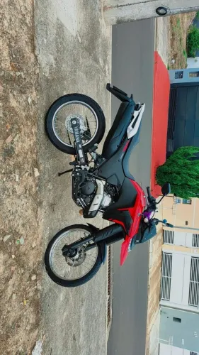 LANDER 250 ..2025