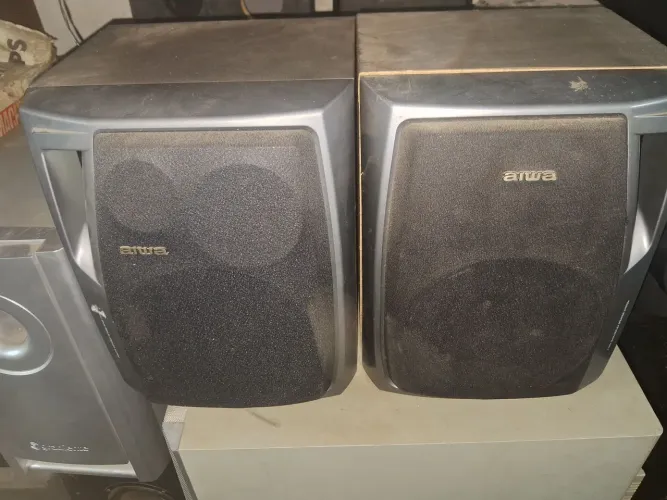 Caixa de son aiwa