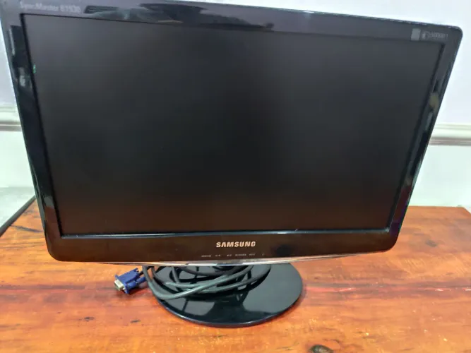 Tela pra computador Samsung 19" polegadas ótimo estado