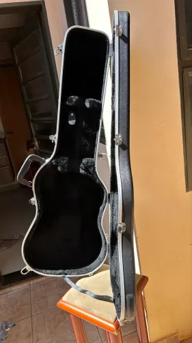Hard Case Stagg para Stratocaster