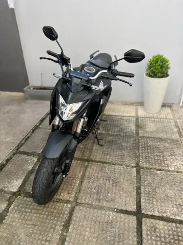 CB 300f Twister 2025