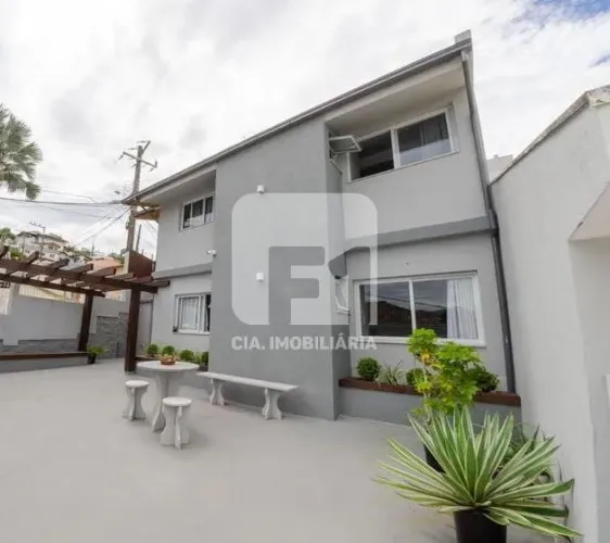 Studio de 1 quarto mobiliado na Trindade
