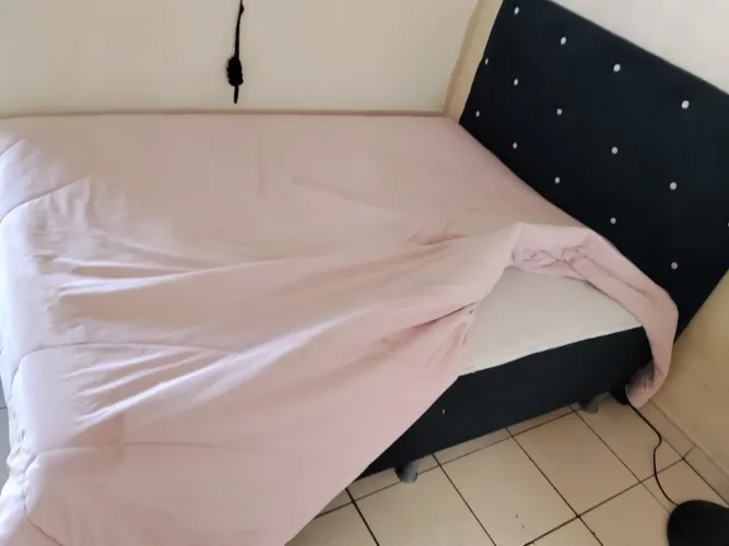 Cama