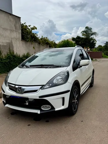 Honda Fit Twist 1.5 Flex 16V 5P Aut. 2014
