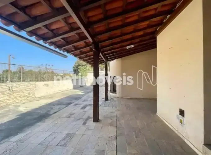 Casa comercial a venda no Jardim Atlântico