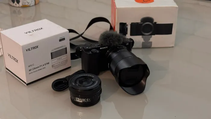 Câmera Kit Sony ZVE-10 + Lente Viltrox 23mm