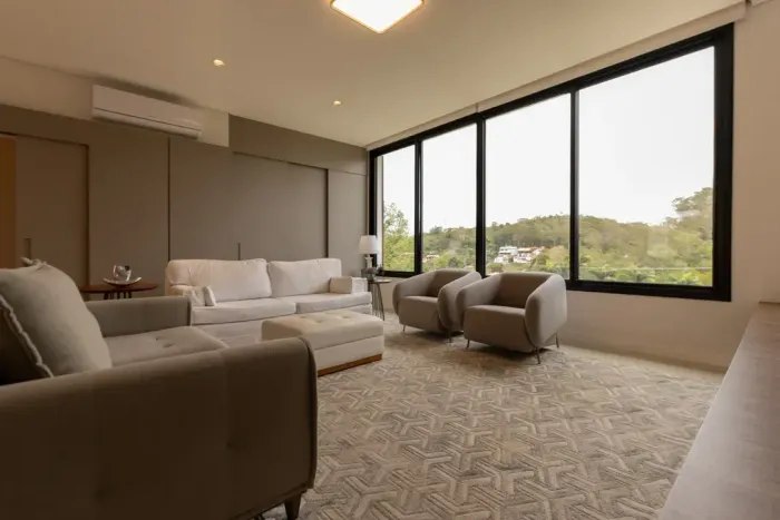 Casa com 4 quartos à venda, 400 m² por R$ 3.900.000 - Condomínio Residencial Alpes de Guar