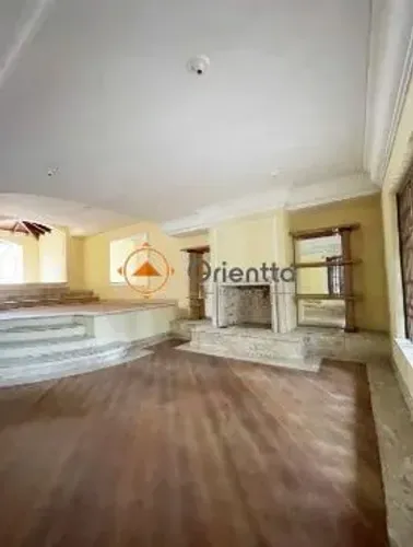 Imobiliária Orientta Aluga Casa no Menino Deus 5 Dormitórios