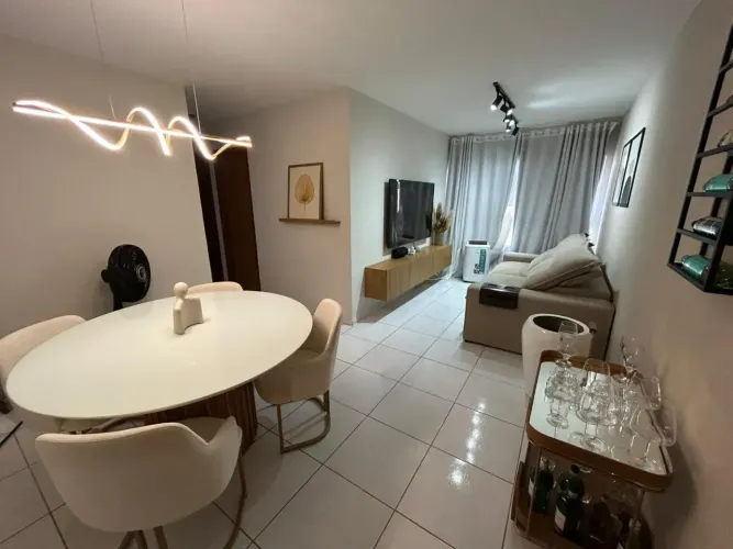 Na Reserva São Lourenço, 49m² 02 quartos, MOBILIADO, E DECORADO, FICA TUDO. 200 MIL.