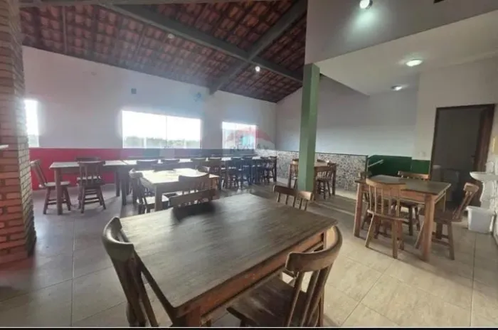 Jogo de mesa angelim 4 cadeiras