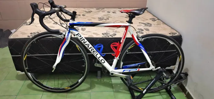 Bicicleta Pinarello FP1 Sky bike incrível