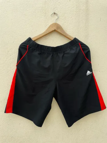 Shorts Adidas Esportivo