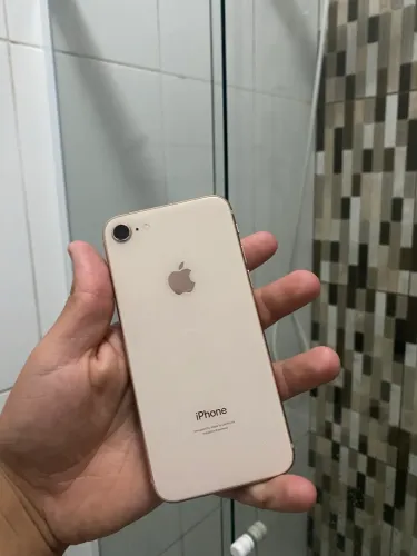 iPhone 8 à venda