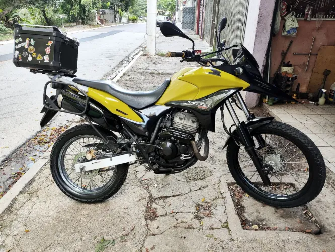 XRE 300 ABS
