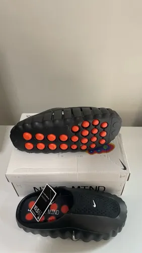 Nike mind 001