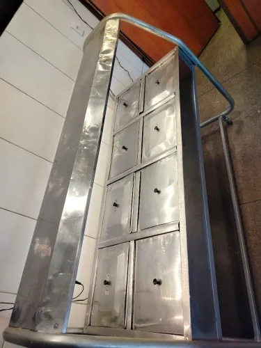 Vendo estufa com 8 cubas