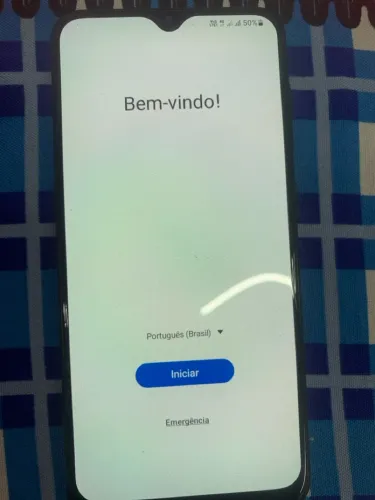 Celular Samsung A20 usado