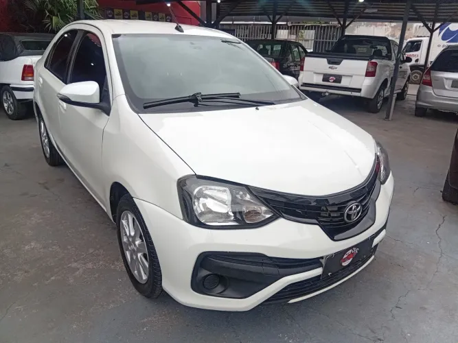 Toyota Etios X Plus Sedan 1.5 Flex 16V 4P Aut. 2020