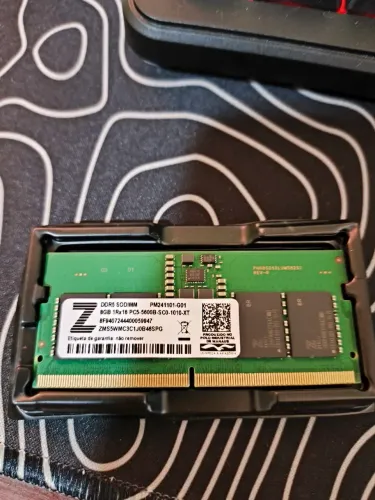 Vende-se memória RAM, DDR5, 8GB, 5600Mhz
