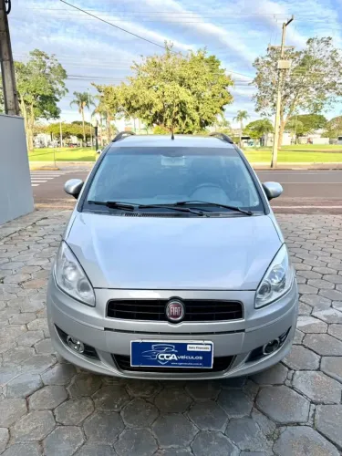 Fiat Idea Attractive 1.4 Fire Flex 8V 5P 2013