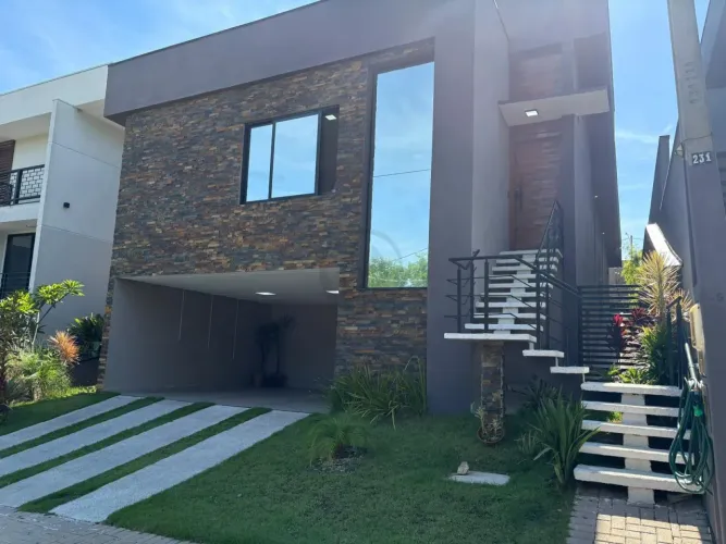 Casa à Venda com 3 Dormitórios sendo 1 Suíte no Condominio Bella Vittà - Jardim Celeste -