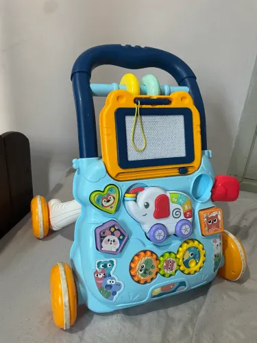 Andador de bebê / carrinho de empurrar 