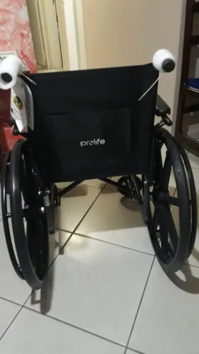 CADEIRA DE RODAS NOVA