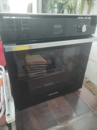Forno a Gás de Embutir Brastemp Grill com Timer - Touch 78L Preto