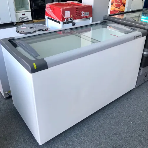 FREEZER DE SORVETES DA METALFRIO - 400LT E EXPOSITOR