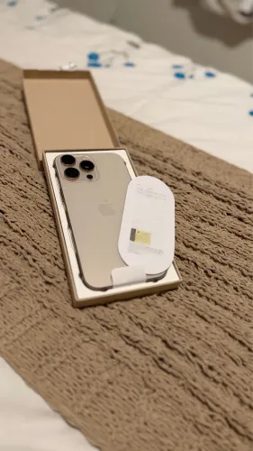 iPhone 16 Pro Max 256gb Titanium Deserto