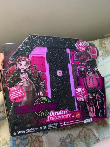 Draculaura ultimate Skulltimate 