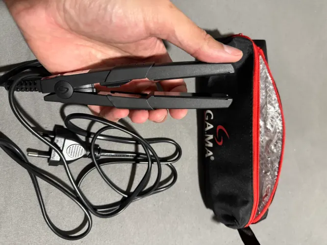 Prancha de cabelo mini Gama Italy