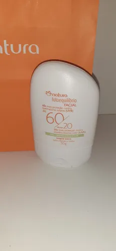 Natura fator Protetor solar facial em gel toque seco