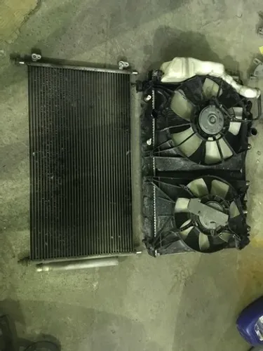 Kit radiador completo com condensador e compressor Honda Civic Fit city crv hrv g10