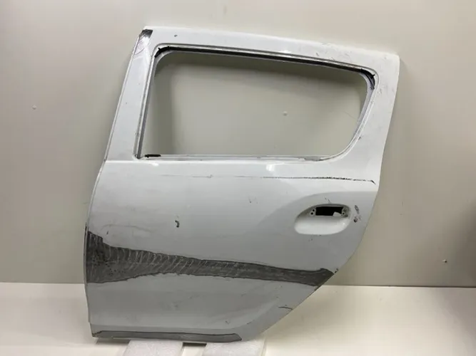 Porta Renault Sandero 2015 2016 2017 18 19 20 2021 Tras Esq