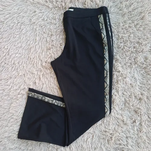 Calça em malha tam 48