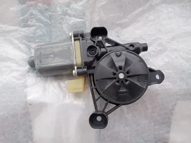 Motor Maquina Vidro Elétrico Traseiro Direito Audi Q7 2016