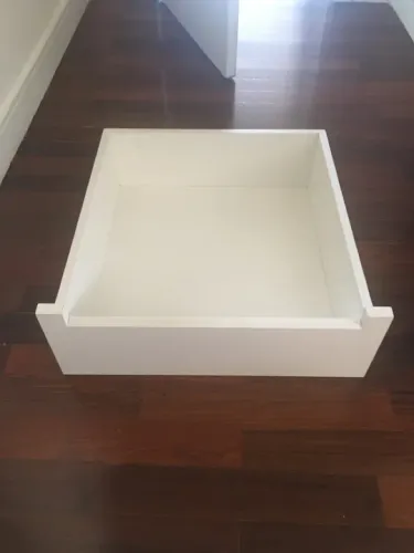 9 Gavetas e 4 Porta Sapatos