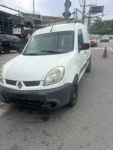 Sucata Renault Kangoo 1.6 16v Flex 2010/2011 P/ Retirada de Peças Detran