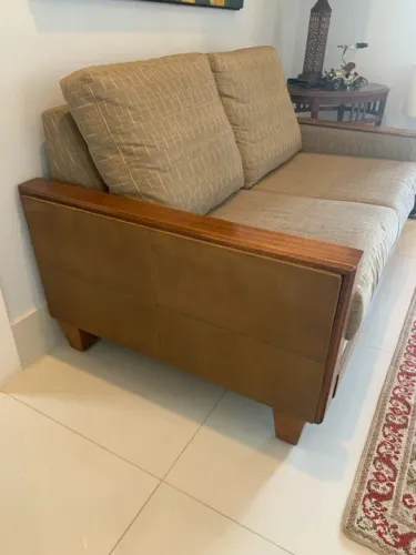 Sofá de 2 lugares em ótimo estado