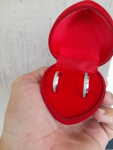 Par de alianças 4mm para namoro e noivado