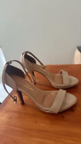 Salto nude vizzano novo 