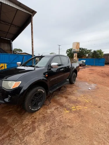 Mitsubishi L200 Triton HPE 3.2 CD TB Int.diesel AUT 2008