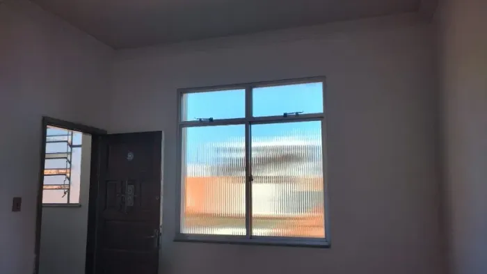 apartamento de dois quartos em olaria