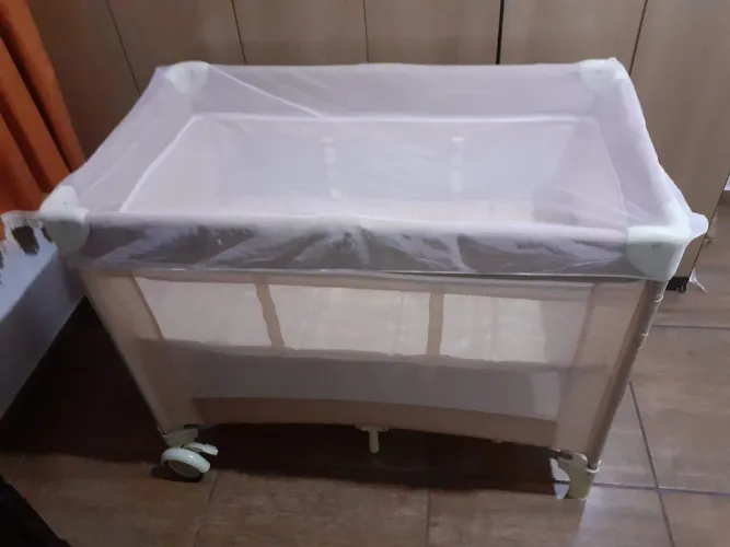 Berço Portátil Sonata Bege Burigotto Chiqueiro Cercado Bebê
