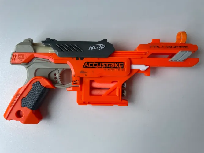 lançador Nerf Accustrike FalconFire