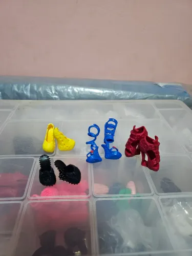 4 pares para boneca monster high