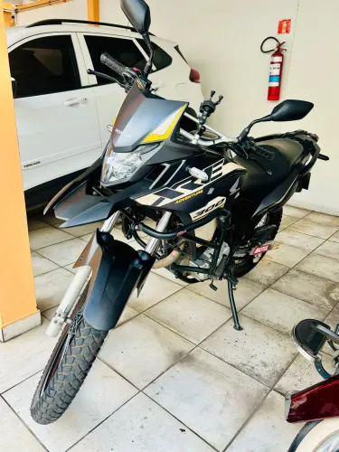 XRE 300 Adventure Flex.