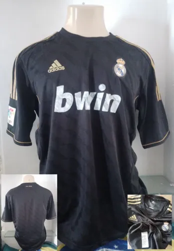 Camisa Real Madrid Adidas 2011 preta!